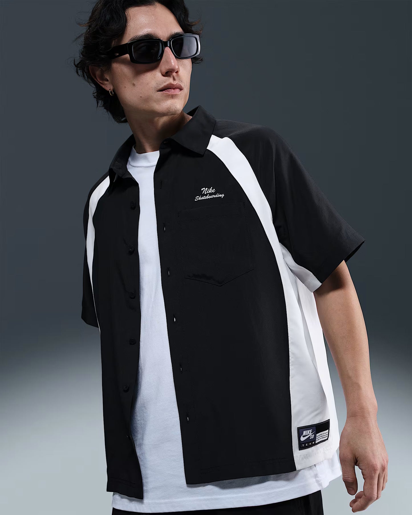 NIKE SB - Bowler Shirt Black/White