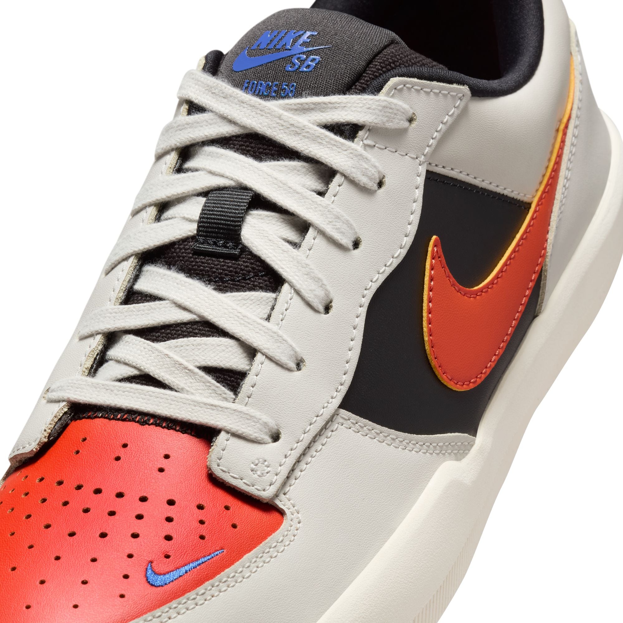 NIKE SB - Force 58 Premium Light Bone/Cosmic Clay-Black