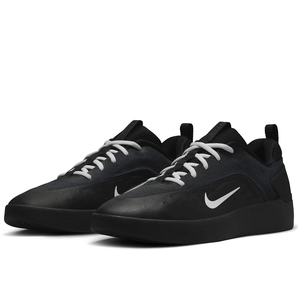 NIKE SB - Zoom Nyjah 4 Black/White