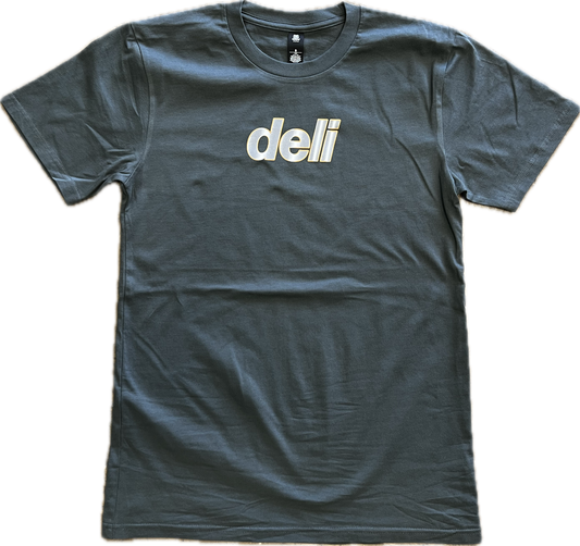 DELI - Badge Tee Charcoal