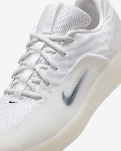 NIKE SB - Zoom Nyjah 4 White/Black