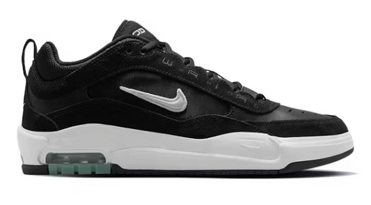 NIKE SB - Air Max Ishod Black/White