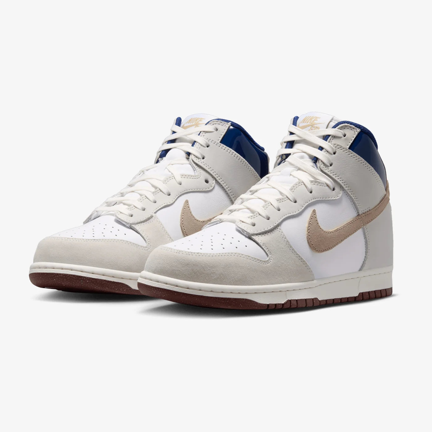 NIKE SB - Dunk High Pro QS Beyond Store