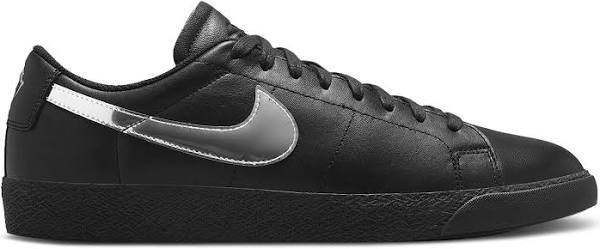 NIKE SB - Zoom Blazer Low Dancer Black/Metallic Silver